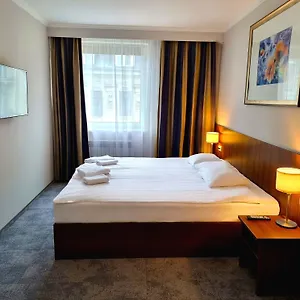 Hit Otel